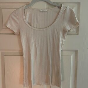 Doen Cream Ribbed Cap Sleeve Fitted Tee